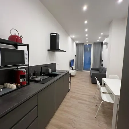 Citywise Vittorio - Independent Near Station Pensjonat