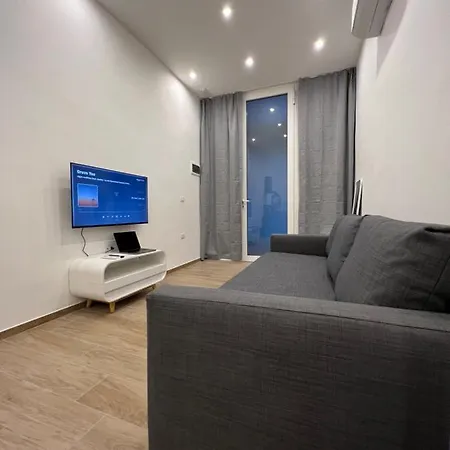 Guest house Citywise Vittorio - Independent Near Station Bari